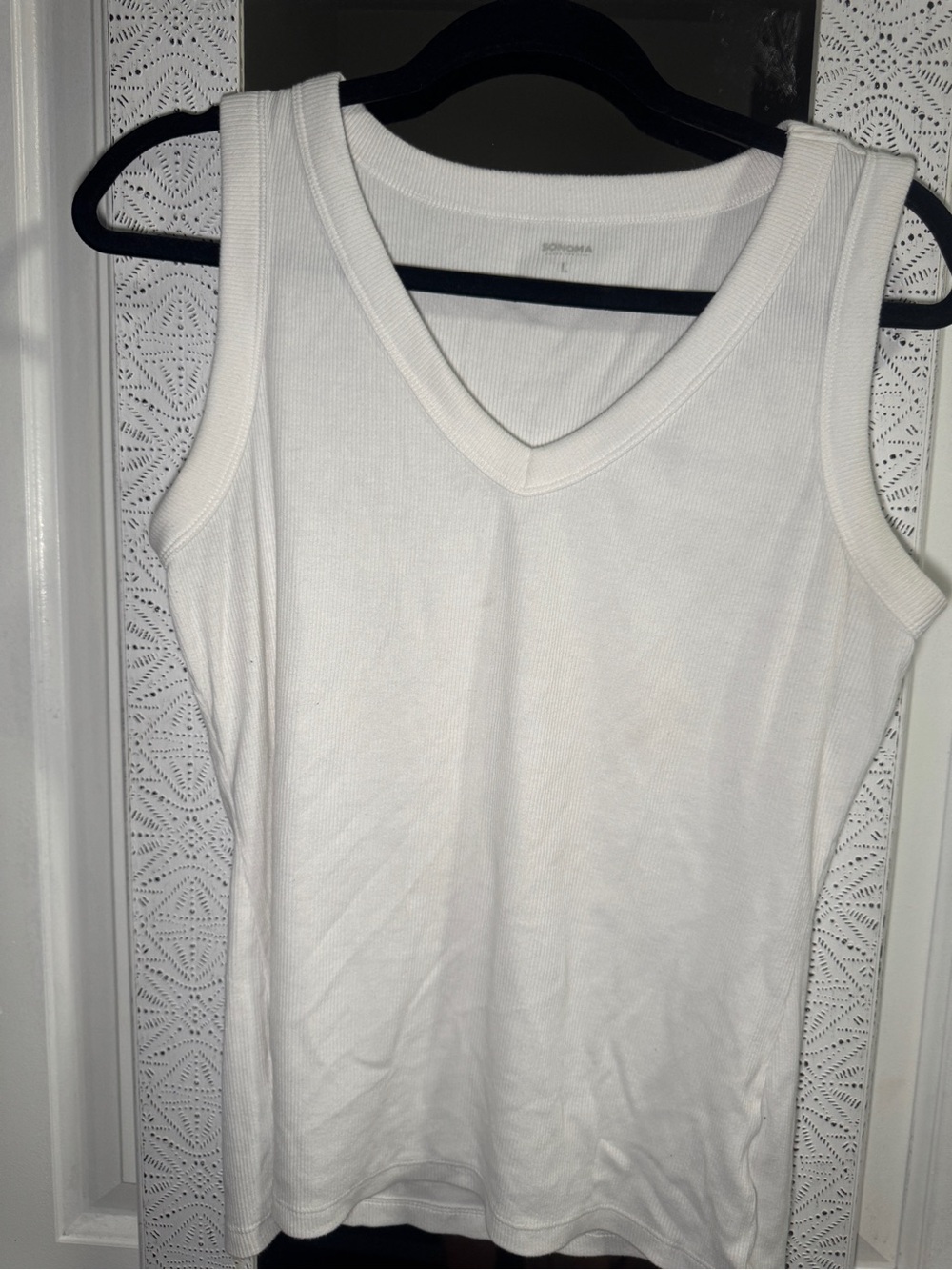 Sonoma White V-Neck Ribbed Tank